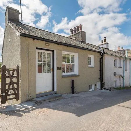 2 Bed In Oc-u32104 Holiday home