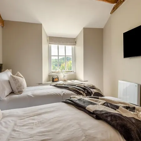 2 Bed In Oc-u32104 *